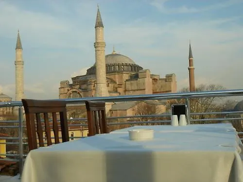 Ares Hotel Istanbul 3*,